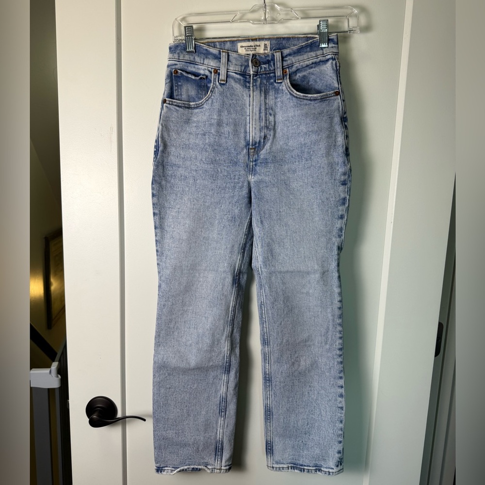 Abercrombie & Fitch The Ankle Straight Ultra High Rise‎ Jeans Light Wash 24Short